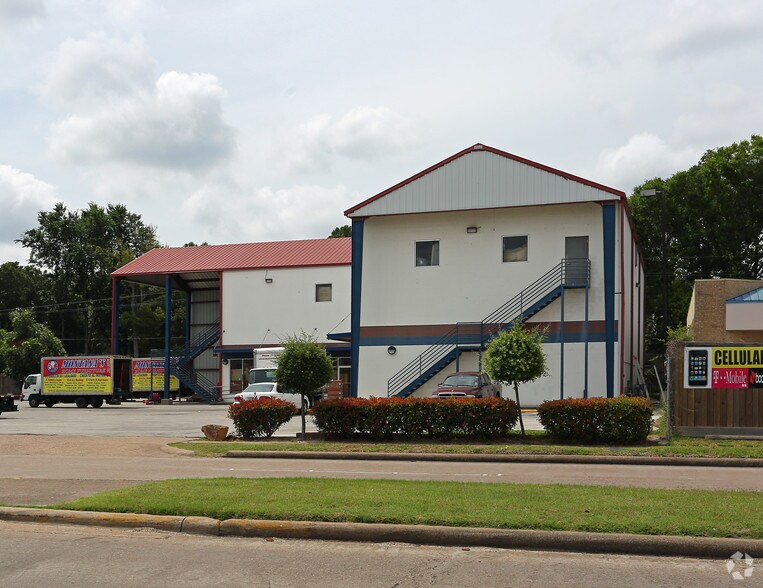 10101 Hammerly Blvd, Houston, TX à vendre - Photo de l’immeuble – Image 2 sur 3