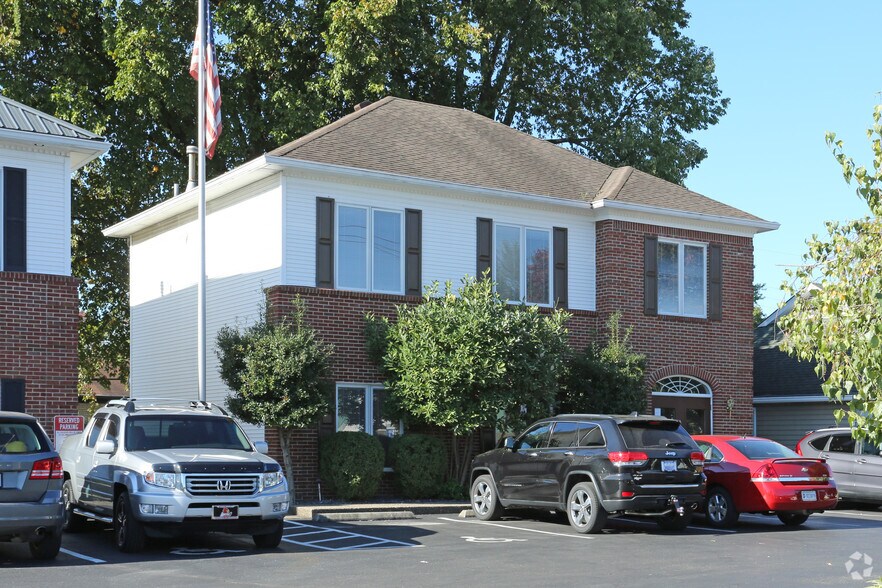 9304 New Lagrange Rd, Louisville, KY à louer - Photo de l’immeuble – Image 2 sur 11