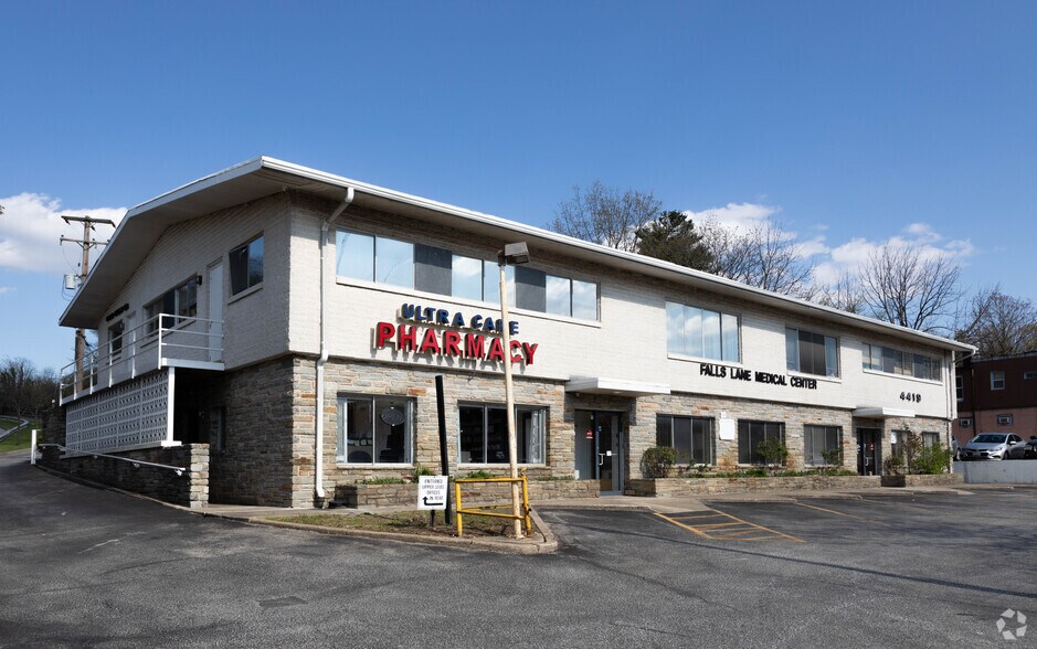 4419 Falls Rd, Baltimore, MD à vendre - Photo principale – Image 1 sur 6