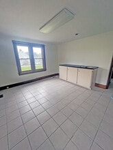 10326 Lincoln Trl, Fairview Heights, IL à louer Photo intérieure– Image 2 sur 4