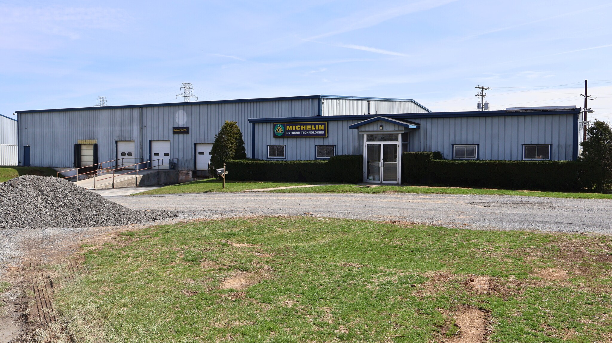 1140 Claremont Rd, Carlisle, PA à louer Photo principale– Image 1 sur 12