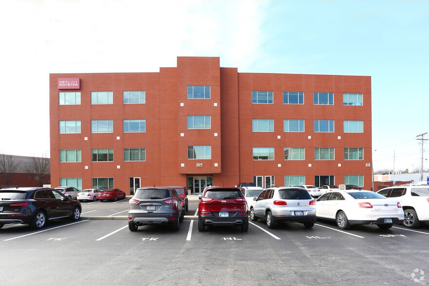 105 W Vandalia St, Edwardsville, IL à louer - Photo de l’immeuble – Image 3 sur 8