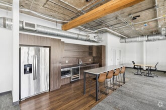 2125 Biscayne Blvd, Miami, FL à louer Photo intérieure– Image 1 sur 12