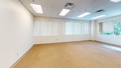 6225 Neil Rd, Reno, NV à louer Photo intérieure– Image 1 sur 5