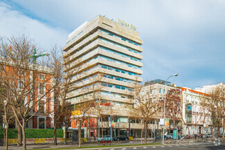 Plus de détails pour Paseo Castellana, 7, Madrid - Bureau à louer