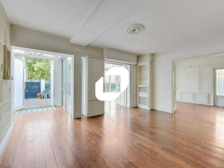 Bureau dans Neuilly-sur-Seine à vendre - Photo intérieure – Image 2 sur 20