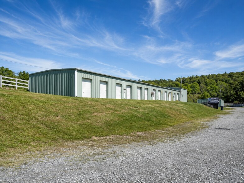 7350 Old Hwy 421 hwy, Deep Gap, NC à vendre - Photo de l’immeuble – Image 3 sur 4