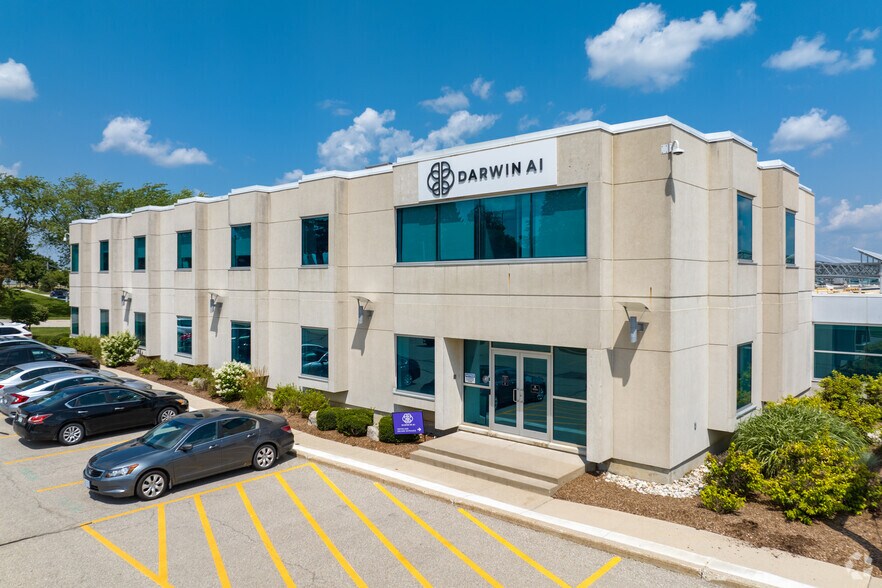 600 Weber St N, Waterloo, ON à louer - Photo de l’immeuble – Image 1 sur 35