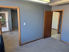 411 W 5th St, McCook, NE à louer Photo intérieure– Image 1 sur 27