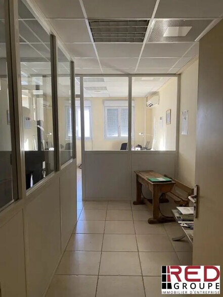 Bureau dans Meyreuil à louer - Photo de l’immeuble – Image 1 sur 5
