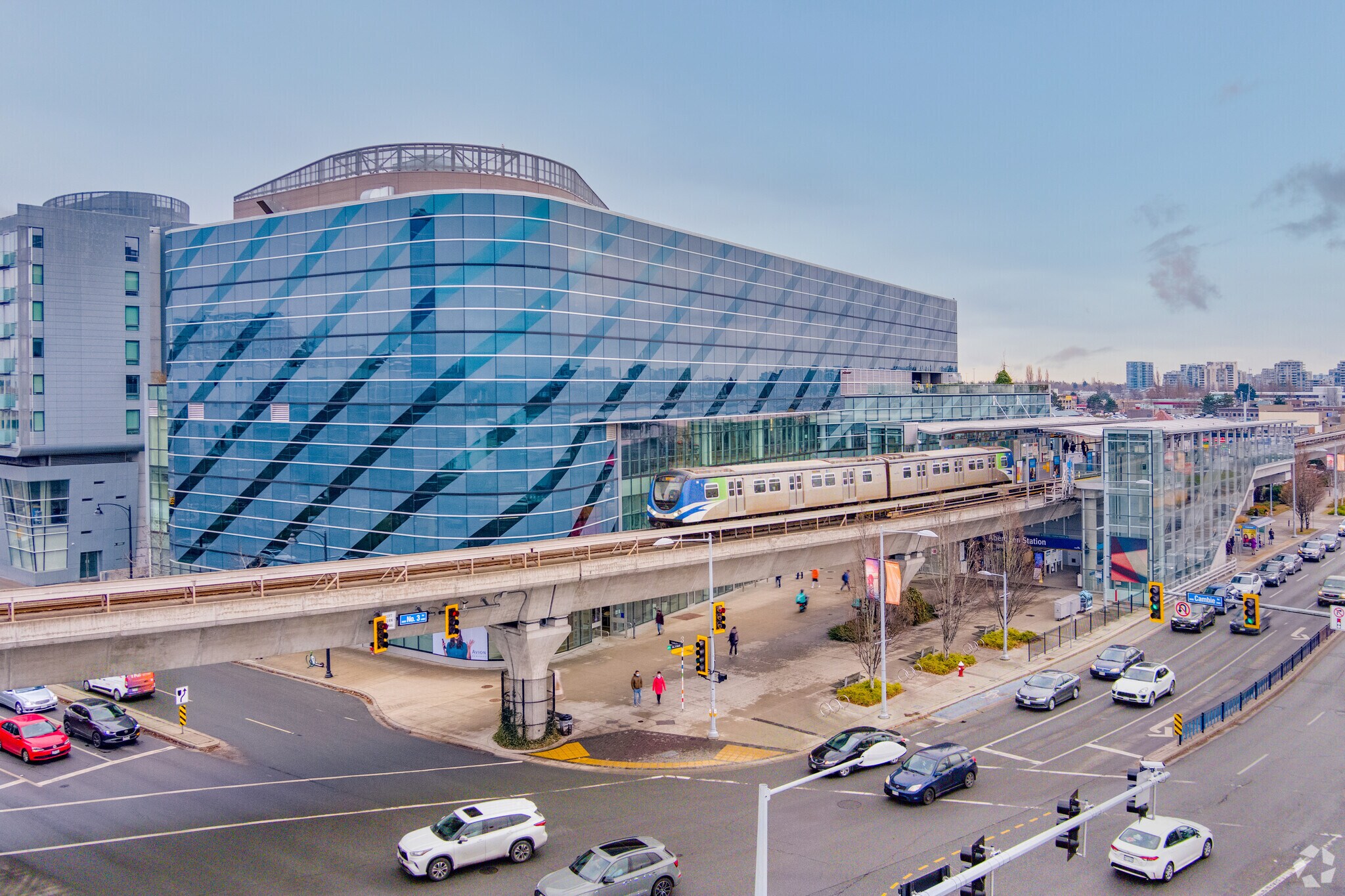 4000 NO. 3 ROAD portefeuille de 3 biens à vendre sur LoopNet.fr Photo principale– Image 1 sur 9