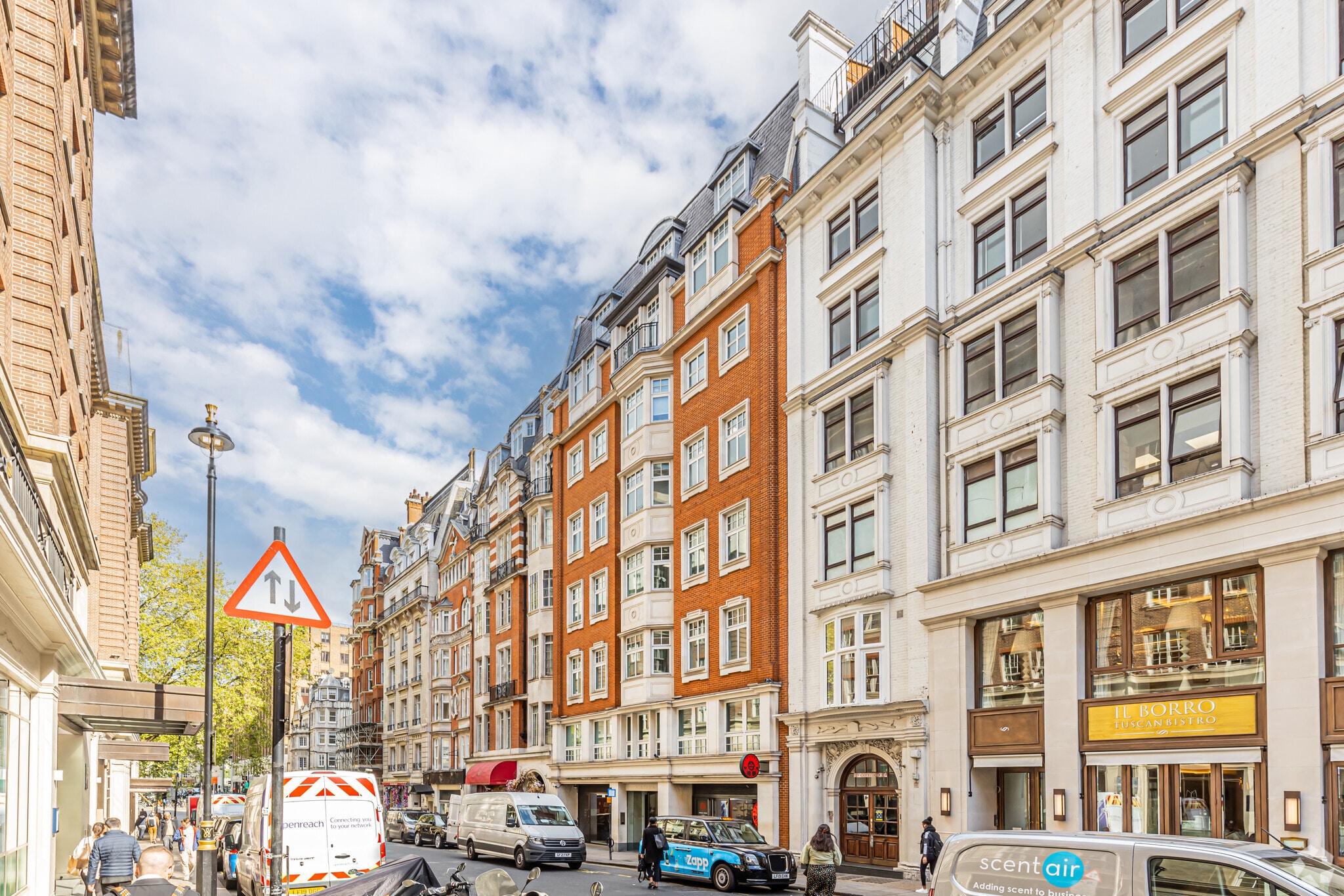 16 Berkeley St, Londres à louer Photo principale– Image 1 sur 8