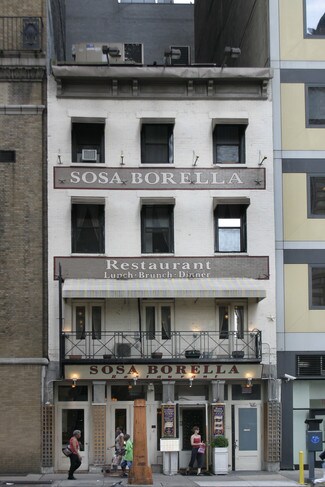 Plus de détails pour 669 8th Ave, New York, NY - Local commercial à louer