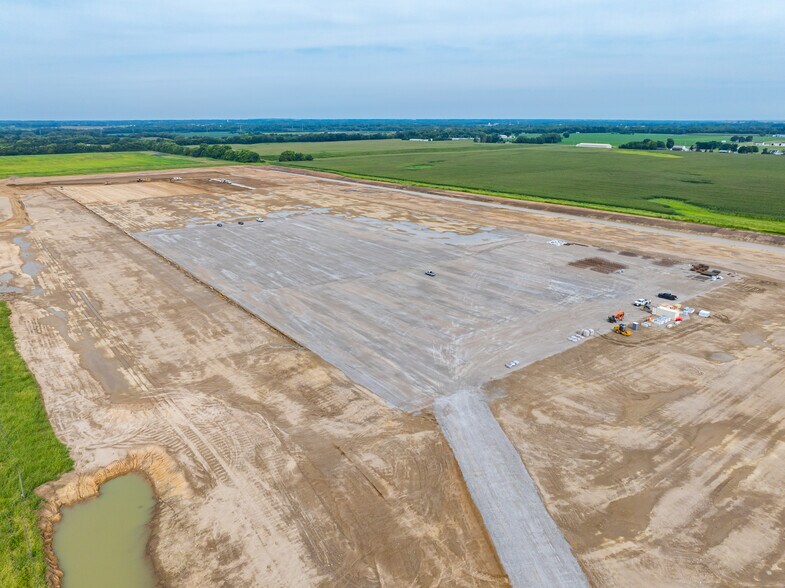 2330 Old Silo Way, Lockbourne, OH à louer - Photo de la construction – Image 3 sur 8