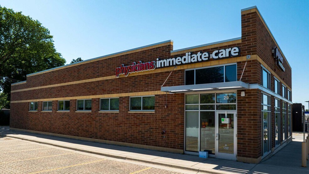 29 N Northwest Hwy, Palatine, IL à vendre - Photo de l’immeuble – Image 1 sur 2