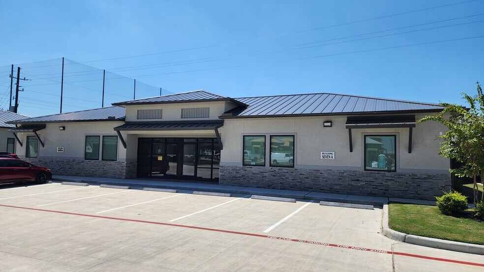 16702 House Hahl Rd, Cypress, TX à louer - Photo de l’immeuble – Image 1 sur 17