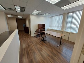 265 Sunrise Hwy, Rockville Centre, NY à louer Photo intérieure– Image 2 sur 10