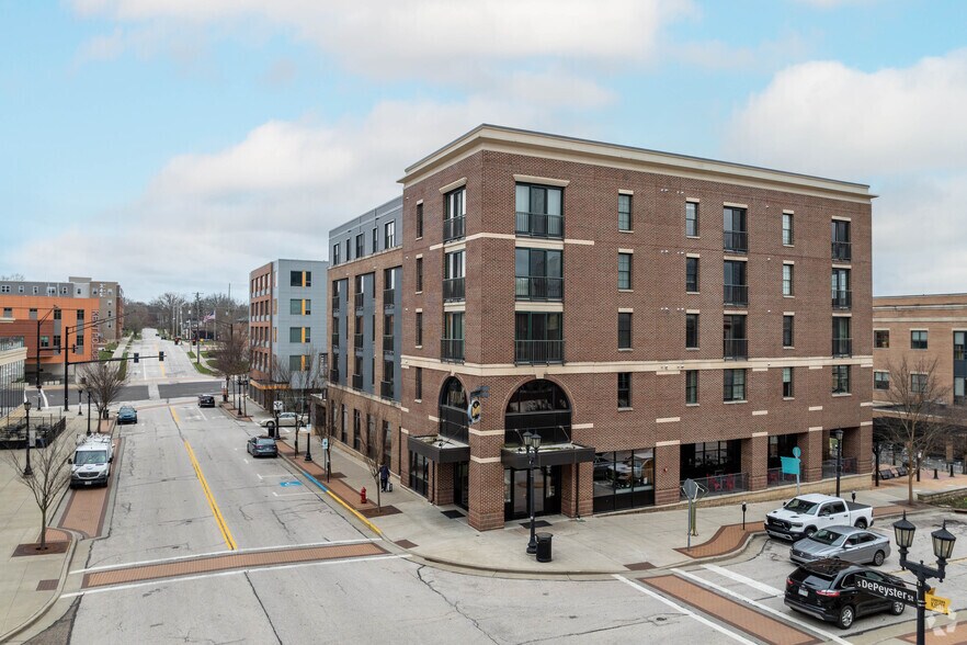 210 S Depeyster St, Kent, OH à vendre - Photo principale – Image 1 sur 15