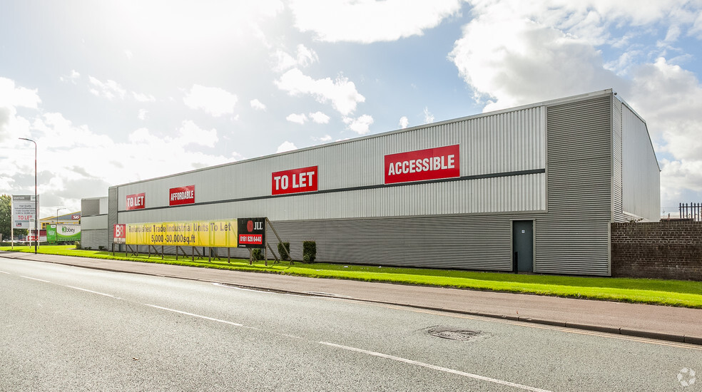 Textilose Rd, Manchester à louer - Photo principale – Image 1 sur 3
