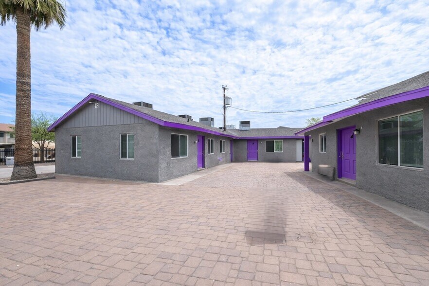 8939 N 8th St, Phoenix, AZ à vendre - Photo de l’immeuble – Image 2 sur 42