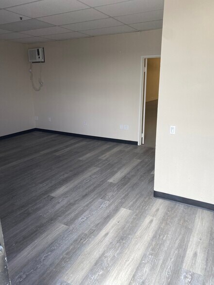 1245 N Fitzgerald Ave, Rialto, CA à louer - Photo intérieure – Image 3 sur 6