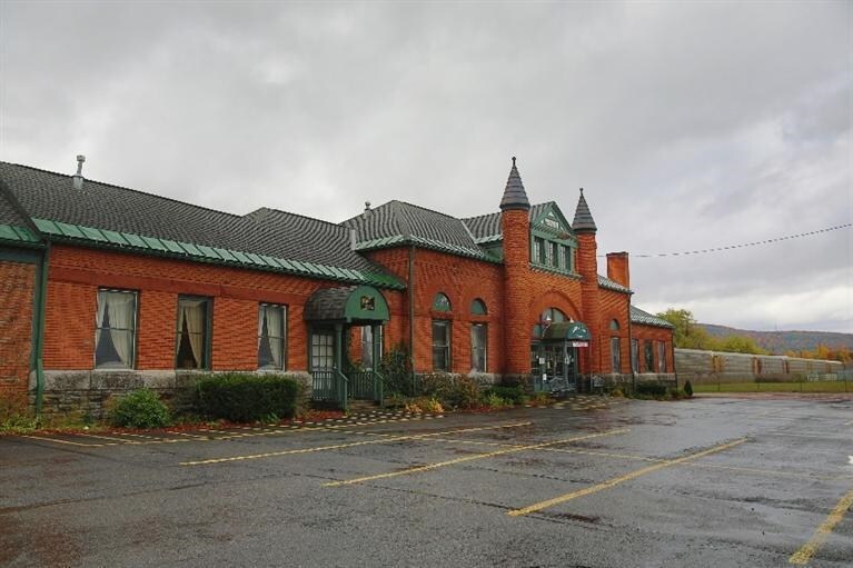 58-60 Market St, Oneonta, NY à vendre - Photo de l’immeuble – Image 2 sur 39