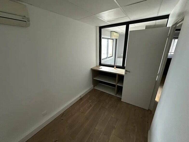 Bureau dans Champigny-sur-Marne à louer - Photo de l’immeuble – Image 3 sur 5