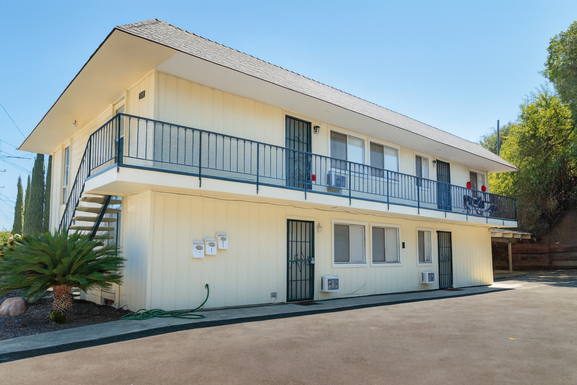 22 S Lake Dr, Antioch, CA à vendre Photo principale– Image 1 sur 21
