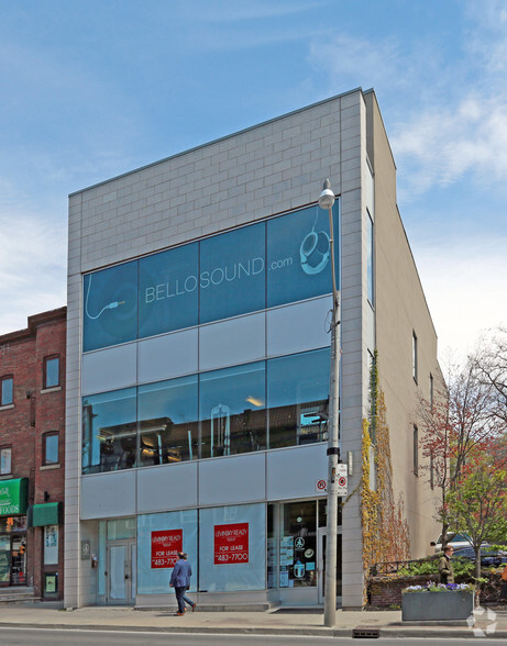 1071-1073 Yonge St, Toronto, ON à louer - Photo principale – Image 1 sur 2