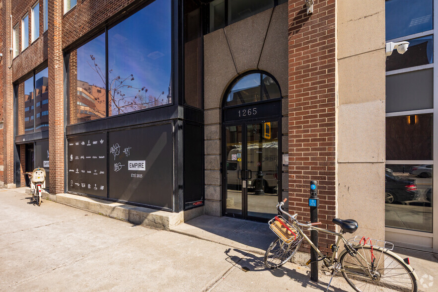 1255-1259 Rue Berri, Montréal, QC à louer - Photo de l’immeuble – Image 2 sur 10