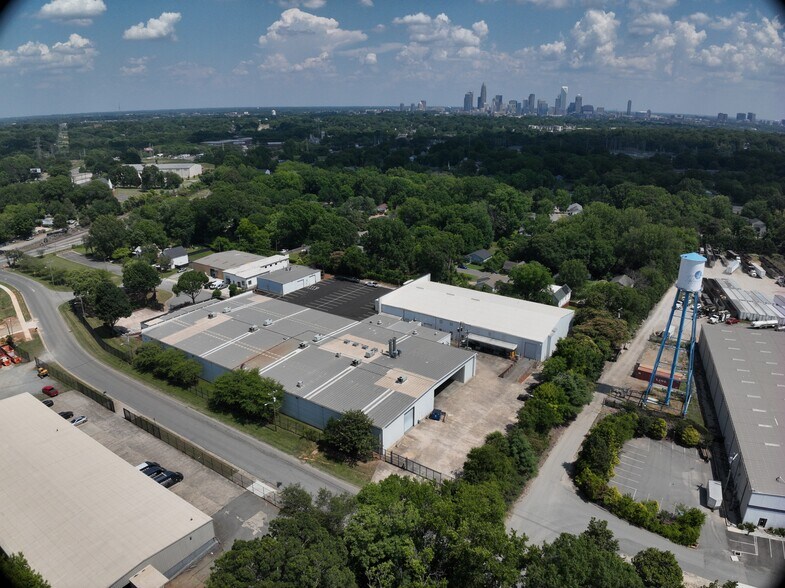 115 S Dwelle St, Charlotte, NC à louer – Image 3 sur 28