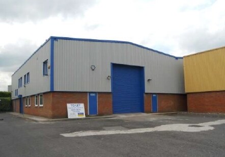 MODERN MULTI-LET INDUSTRIAL INVESTMENT portefeuille de 2 biens à vendre sur LoopNet.fr - Photo principale – Image 1 sur 2