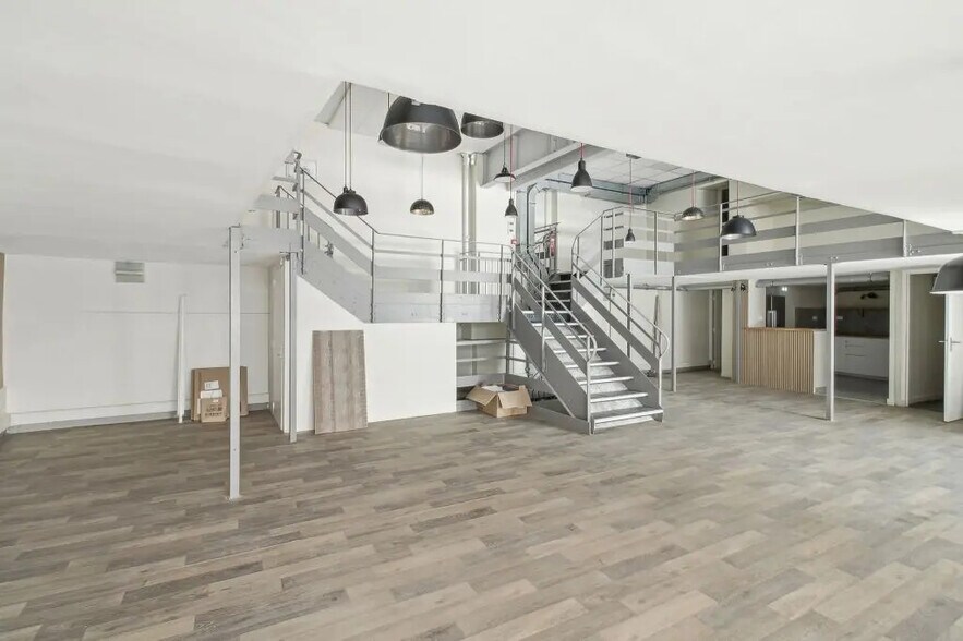 39 Rue Lucien Sampaix, Paris à louer - Photo de l’immeuble – Image 3 sur 9