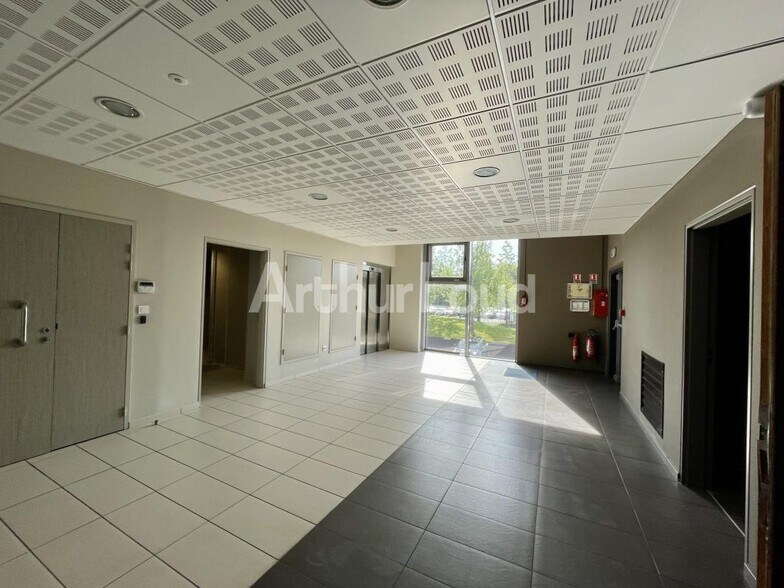 157 Bis Avenue De La Marne, Marcq-en-Barœul à louer - Hall d’entrée – Image 3 sur 10