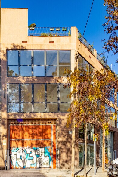 Bureau dans Barcelone, Barcelona à vendre - Photo de l’immeuble – Image 3 sur 5