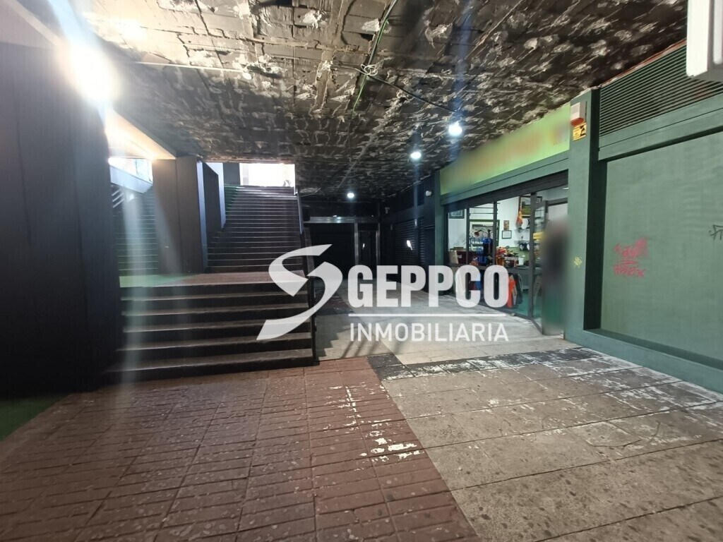 Immeuble residentiel dans Madrid, Madrid à vendre Photo de l’immeuble– Image 1 sur 2