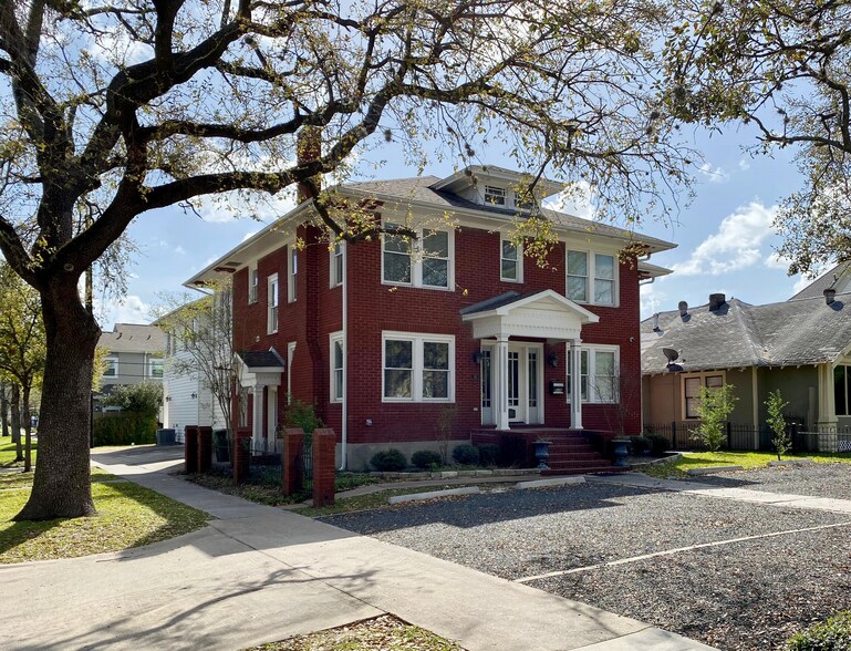 848 Heights Blvd, Houston, TX à vendre - Photo de l’immeuble – Image 2 sur 15
