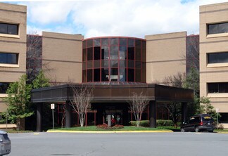 Plus de détails pour 1800 Town Center Dr, Reston, VA - Bureau à vendre