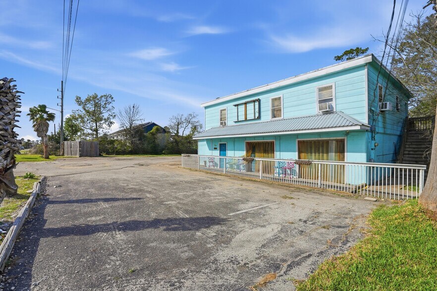 2914 Old Highway 146, La Porte, TX à vendre - Photo de l’immeuble – Image 1 sur 14