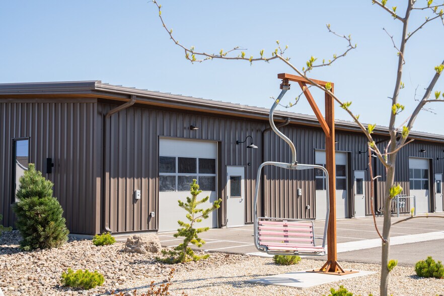 234 Eastland Dr, Twin Falls, ID à louer - Photo de l’immeuble – Image 1 sur 11
