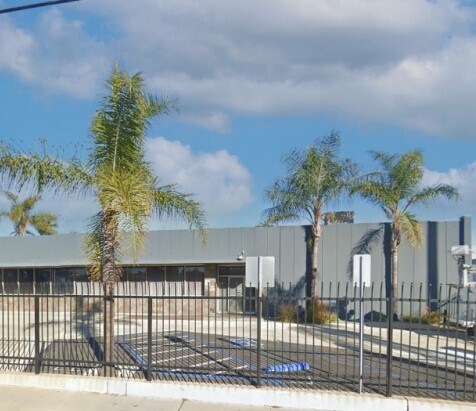 601 N Batavia St, Orange, CA à louer - Photo de l’immeuble – Image 2 sur 2