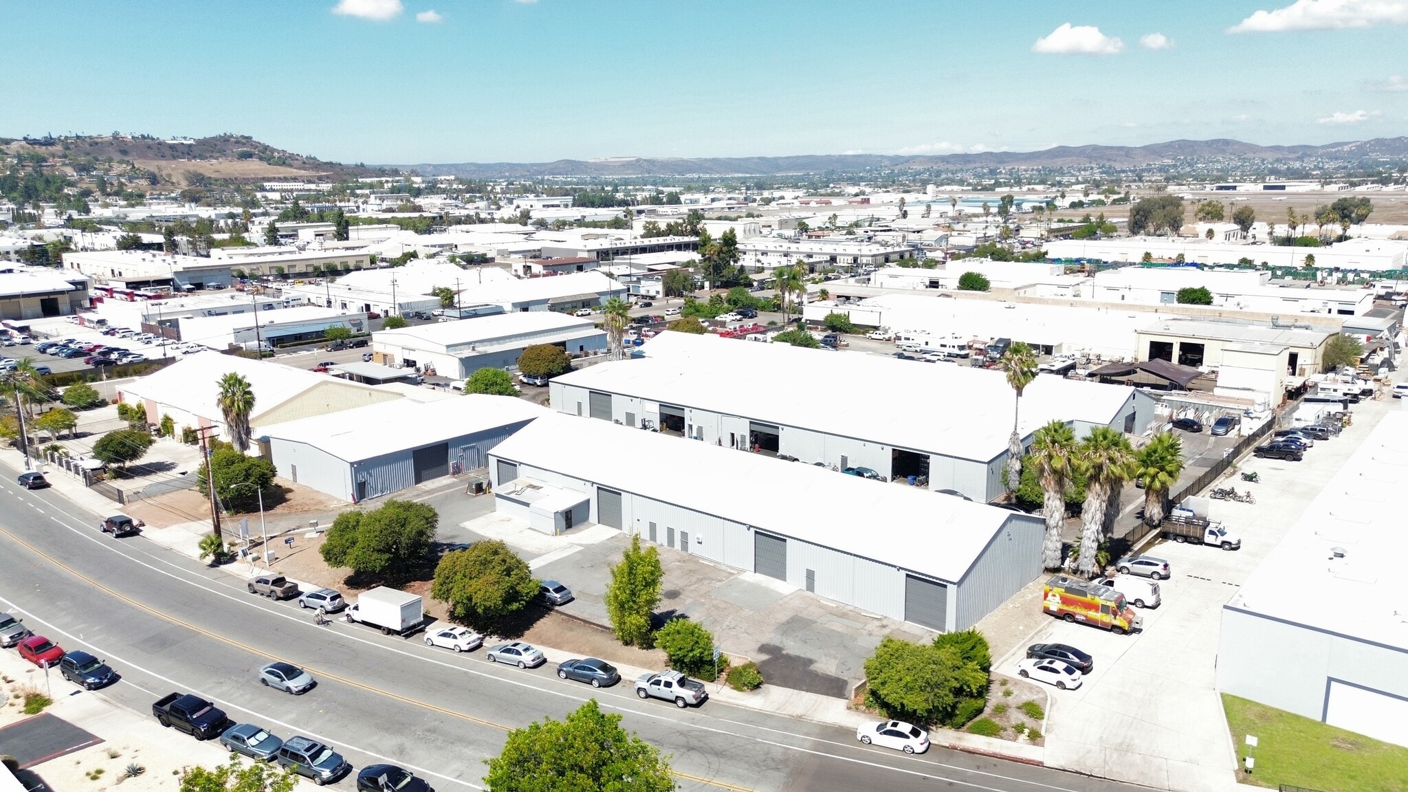 420 Vernon Way, El Cajon, CA à louer Photo intérieure– Image 1 sur 3