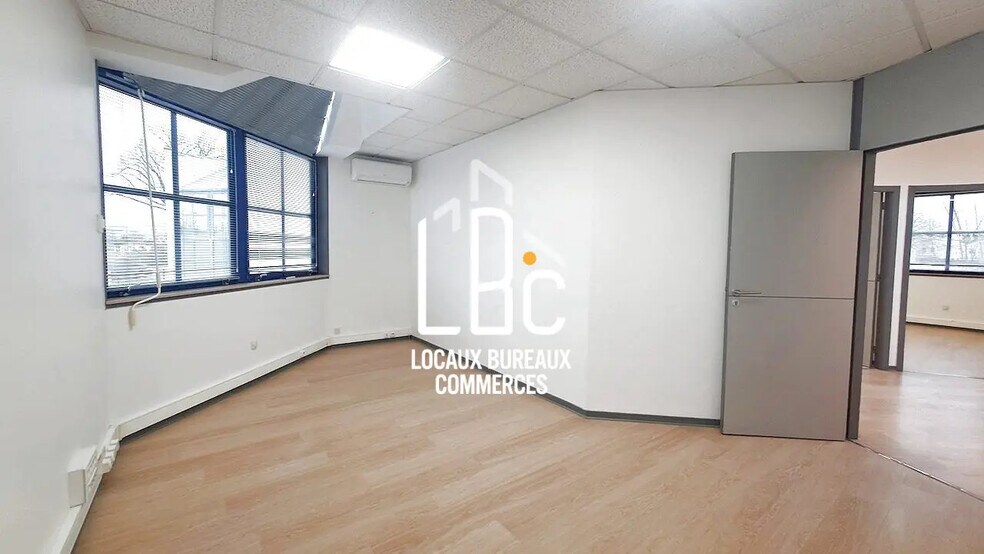 Bureau dans Sautron à louer - Photo intérieure – Image 3 sur 7