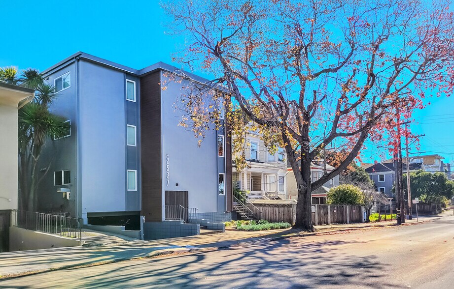2537 Ellsworth St, Berkeley, CA à vendre - Photo de l’immeuble – Image 2 sur 32