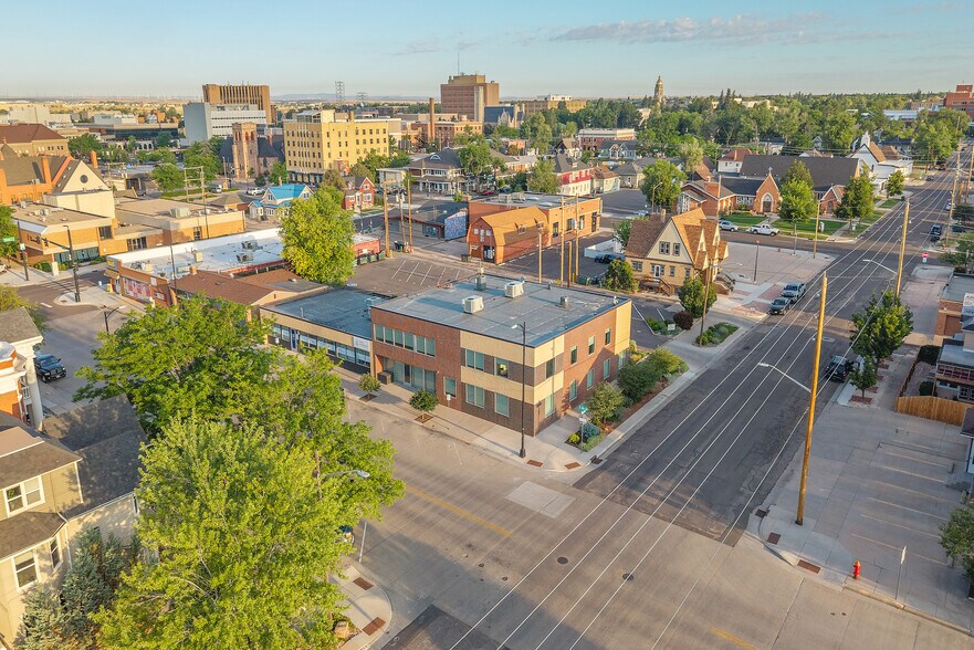 222 E 18th St, Cheyenne, WY à vendre - Photo de l’immeuble – Image 3 sur 37