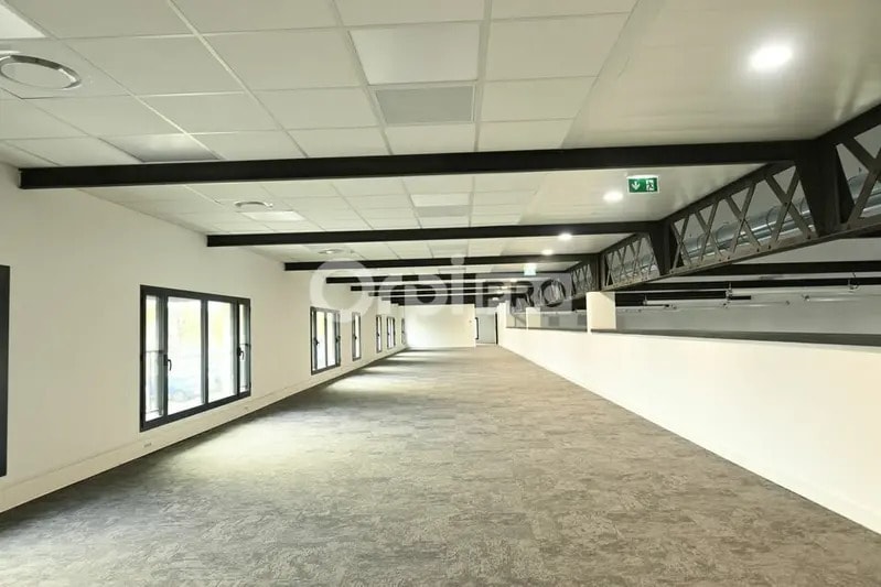 Bureau dans Vénissieux à vendre - Photo intérieure – Image 3 sur 8