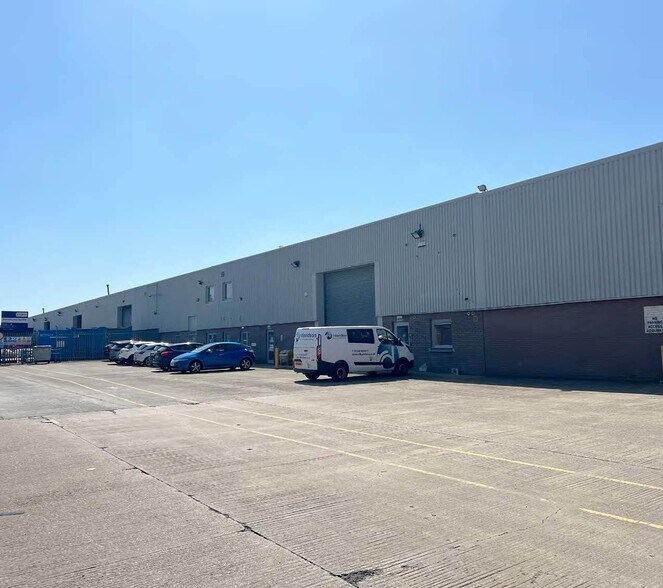 Unit 14 Pitmedden Rd, Dyce à louer - Photo de l’immeuble – Image 3 sur 6