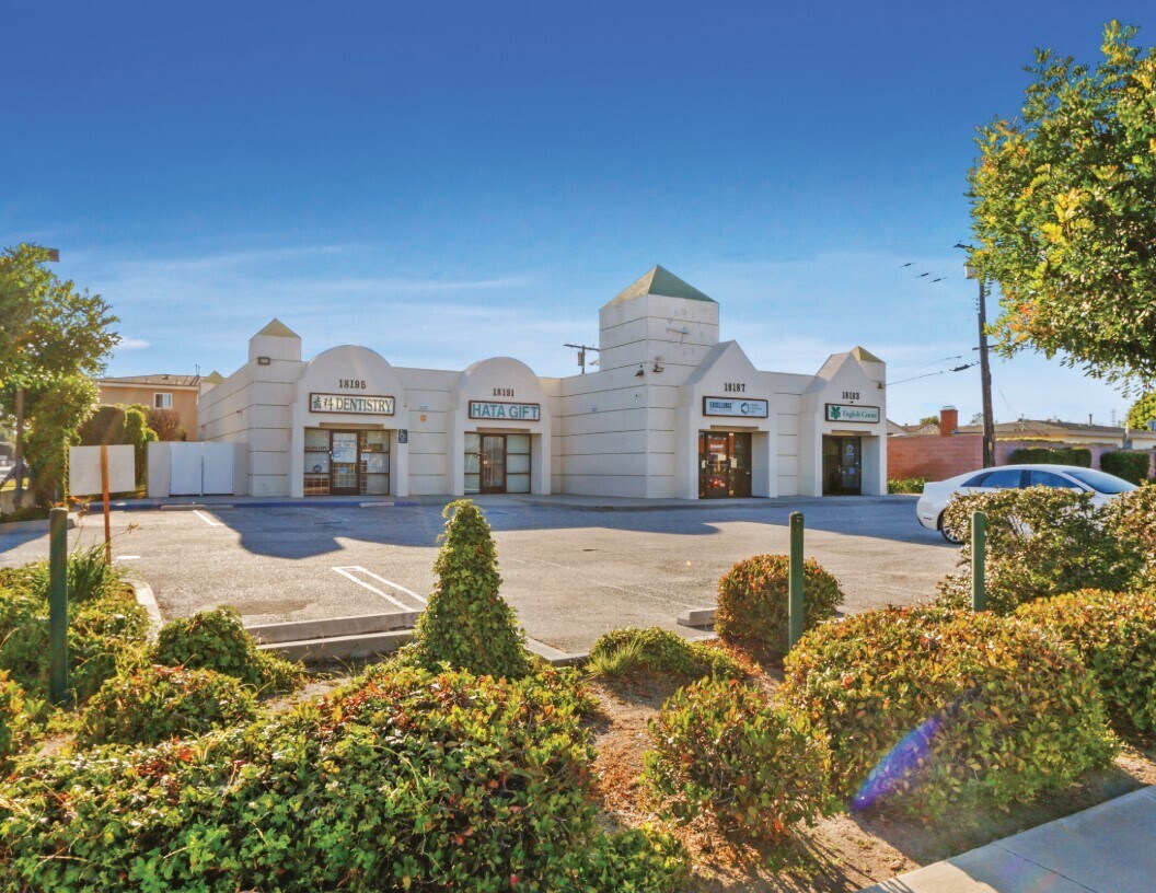18183-18195 Van Ness Ave, Torrance, CA à vendre Photo de l’immeuble– Image 1 sur 7