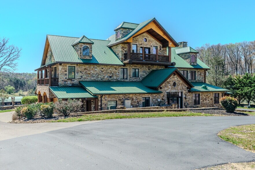 6720 Erie Rd, Sweetwater, TN à vendre - Photo de l’immeuble – Image 2 sur 113