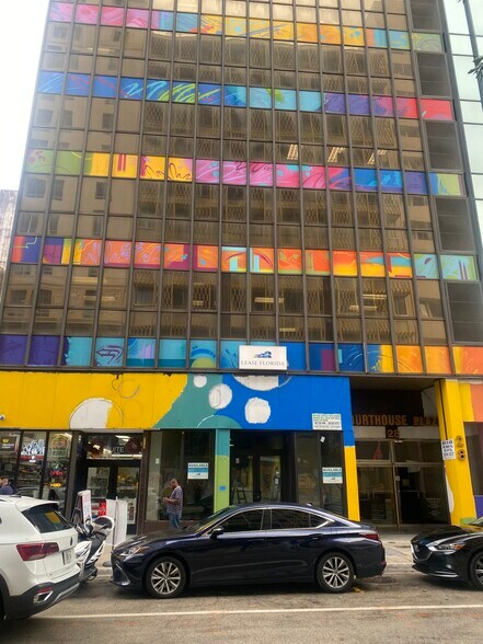 24-28 W Flagler St, Miami, FL à louer - Photo de l’immeuble – Image 3 sur 6